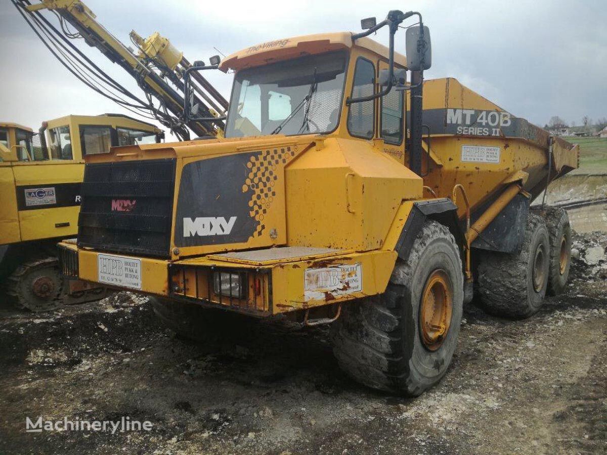 dumper articulado Moxy MT 40B