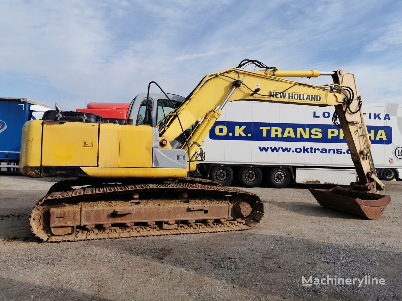 escavadora de rastos New Holland T4P E 195 B