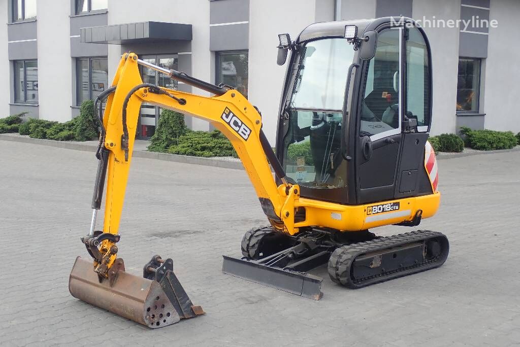 mini-escavadora JCB 8018 CTS