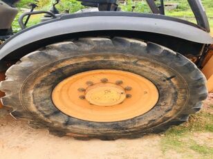 retroescavadora CASE 580M