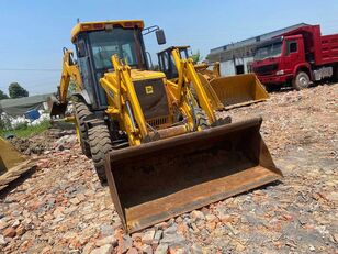 retroescavadora JCB 3CX